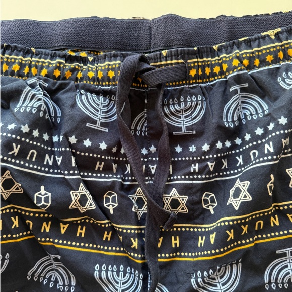 Gap Hanukkah pajama bottoms - unisex XL. - Picture 5 of 8